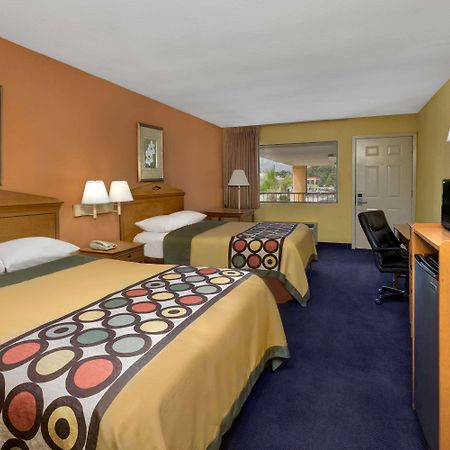 Super 8 By Wyndham Breaux Bridge Motel Екстериор снимка