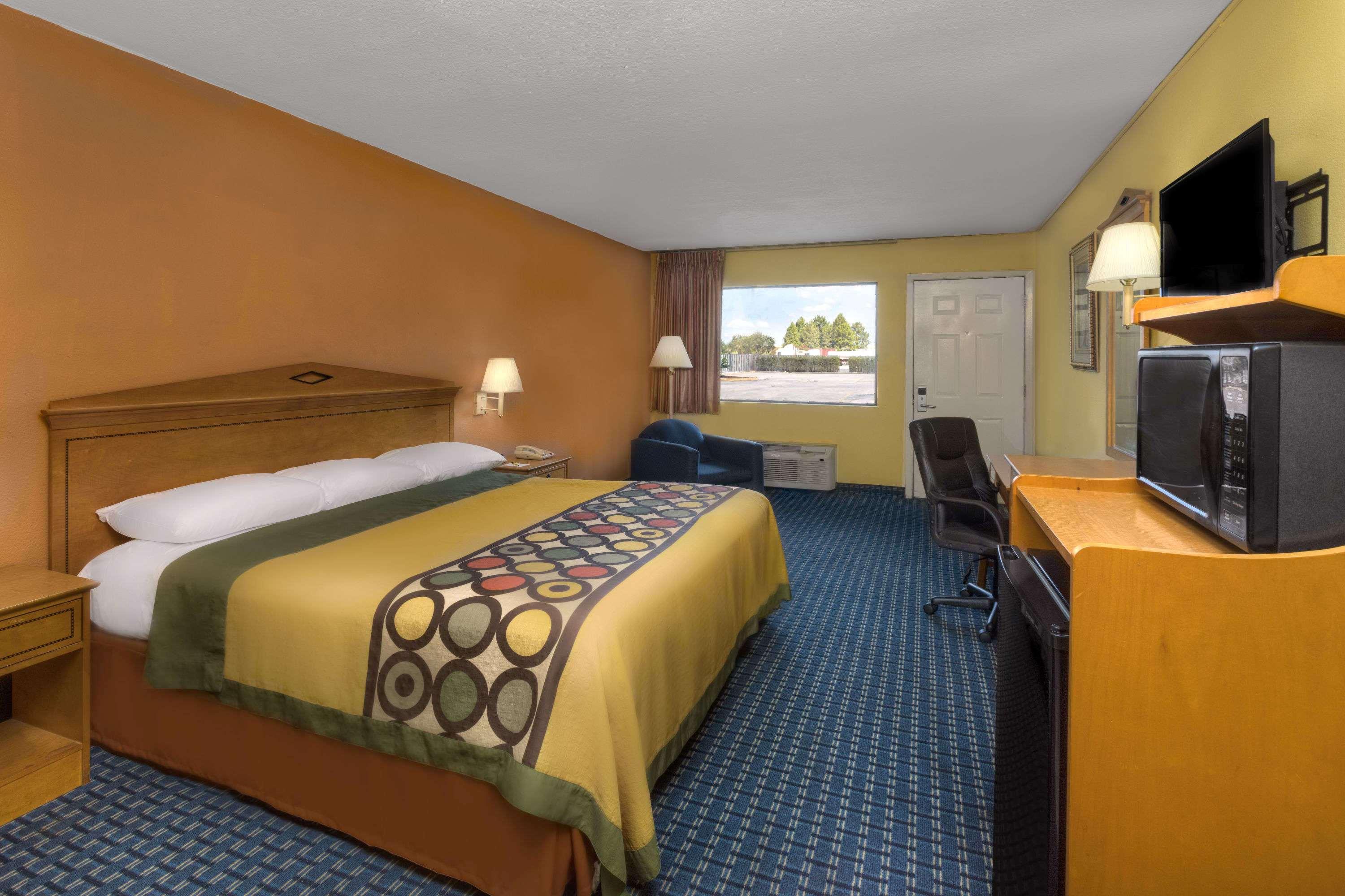 Super 8 By Wyndham Breaux Bridge Motel Екстериор снимка