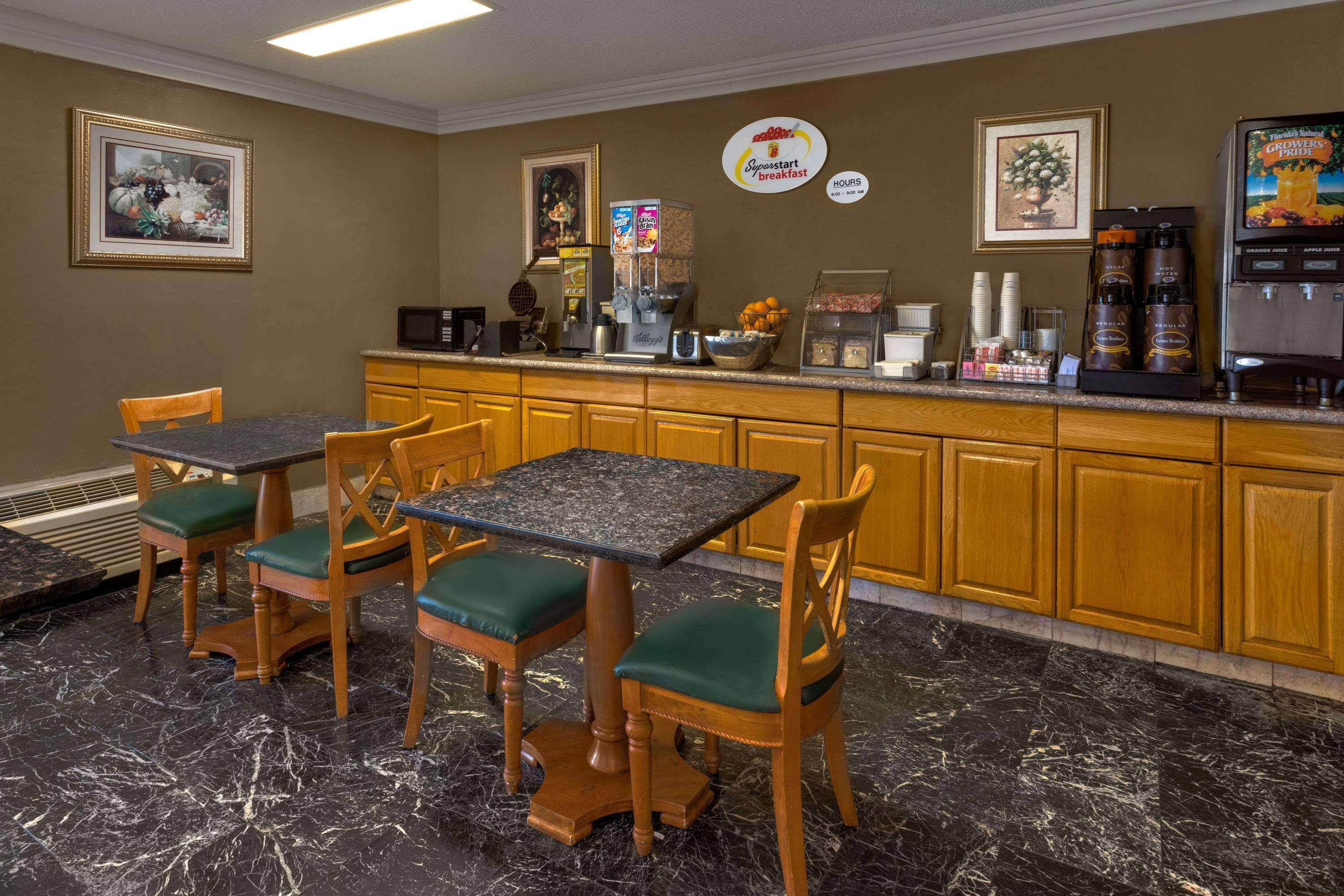 Super 8 By Wyndham Breaux Bridge Motel Екстериор снимка