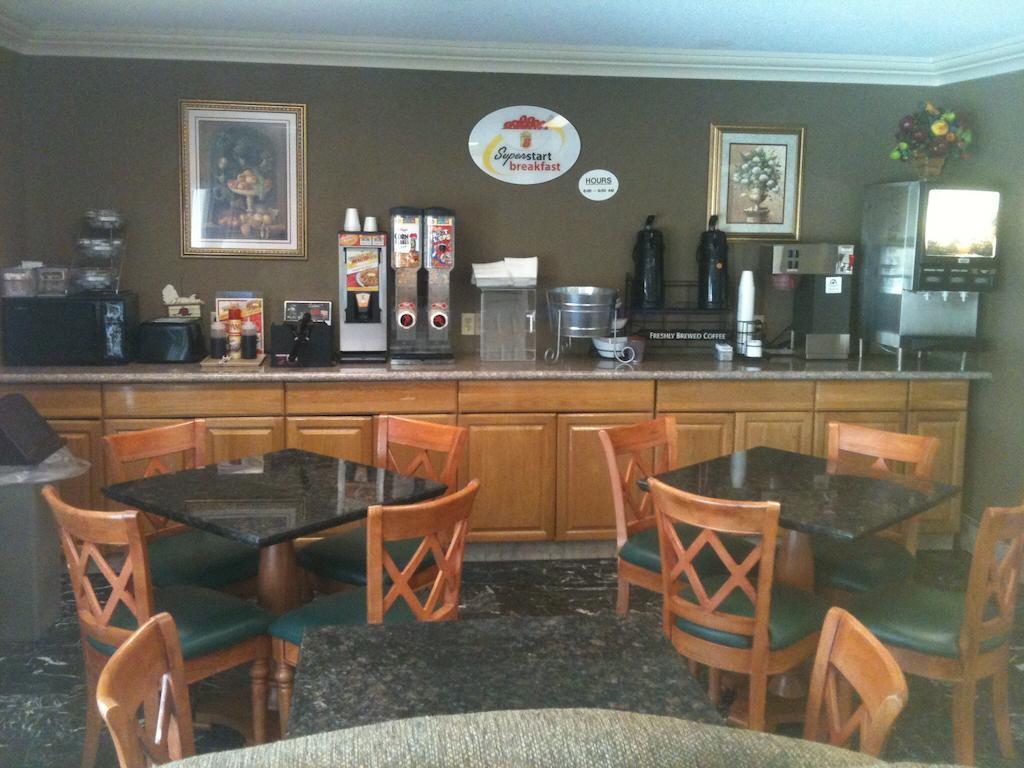 Super 8 By Wyndham Breaux Bridge Motel Екстериор снимка